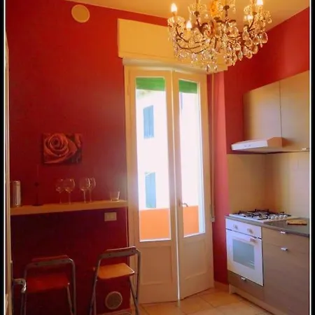 Old Memories House