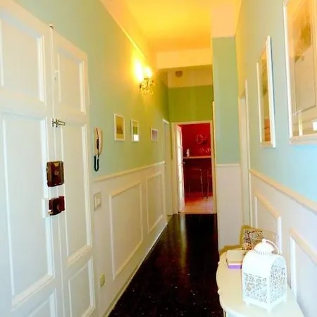 Old Memories House